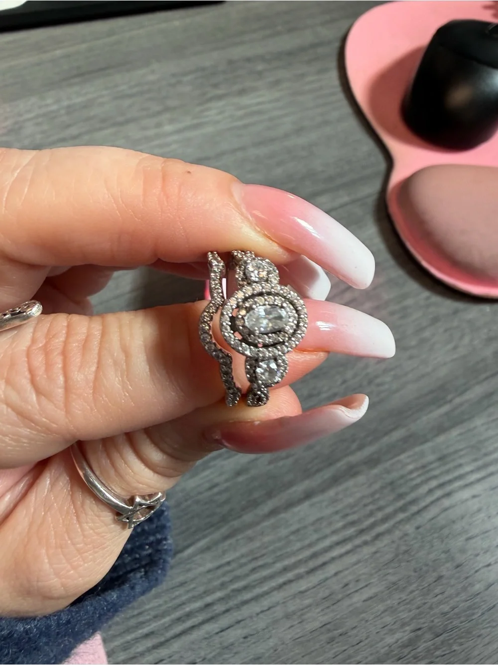 Silver-Tone Oval Halo Cubic Zirconia Women's Ring - Silver Size 8